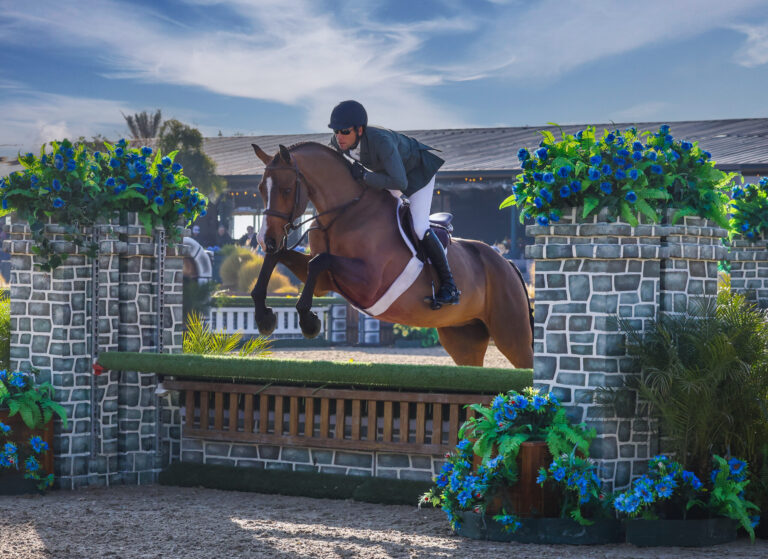 Mark Kinsella and Emma Tangen Take Home USHJA National Hunter Derby Wins